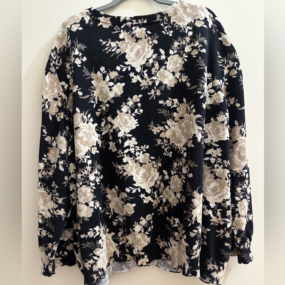 Floral Black and Cream Women's sweater